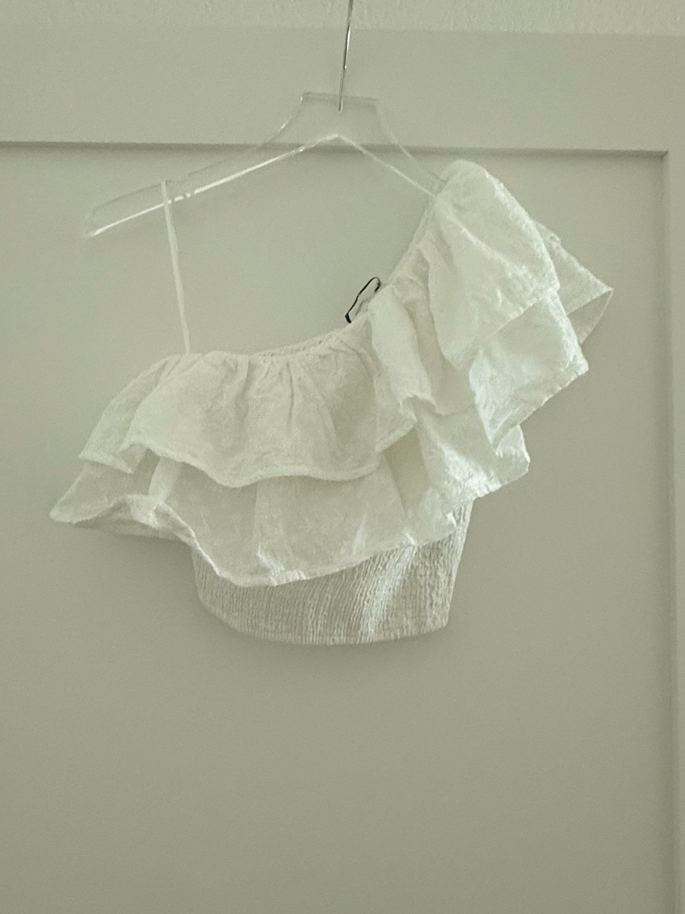 A&F White One-Shoulder Ruffle Crop Top NWT